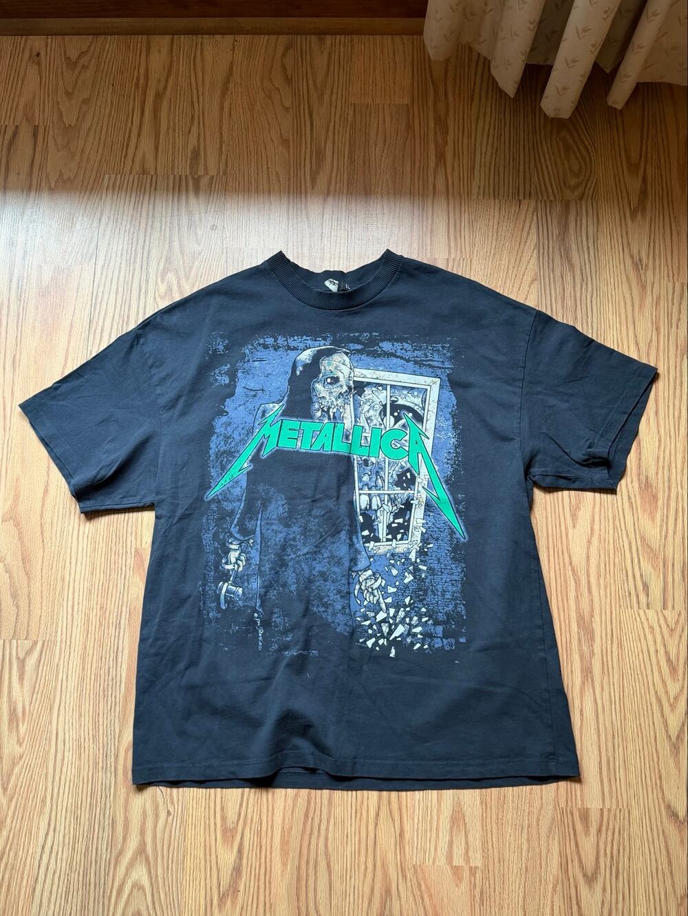 Metallica divided tag small